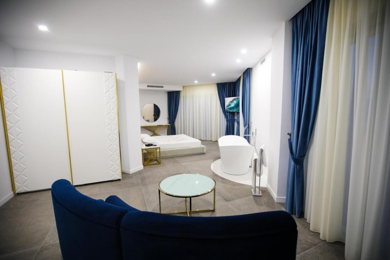 Blue Boutique Hotel Dhërmi Buitenkant foto