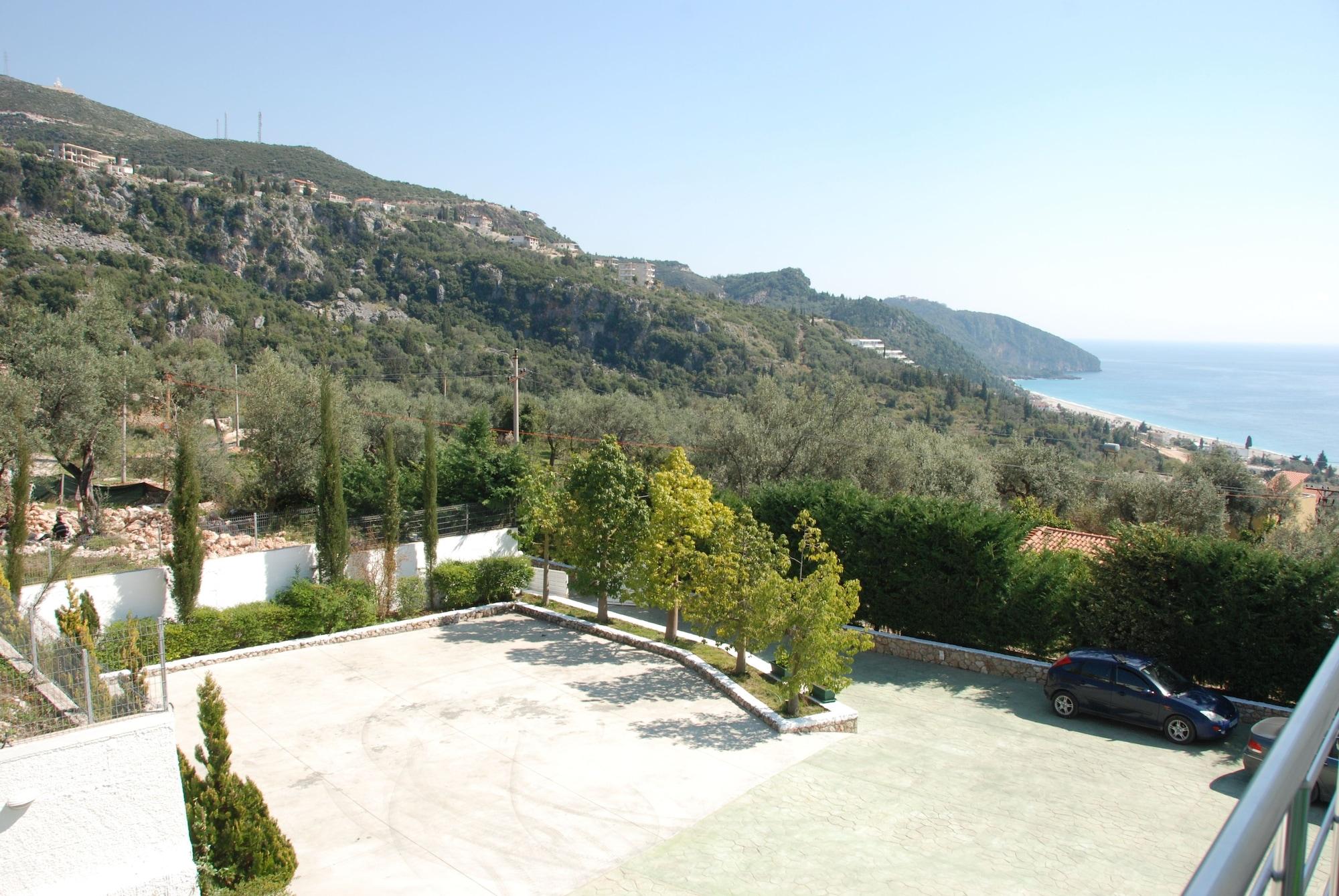 Blue Boutique Hotel Dhërmi Buitenkant foto