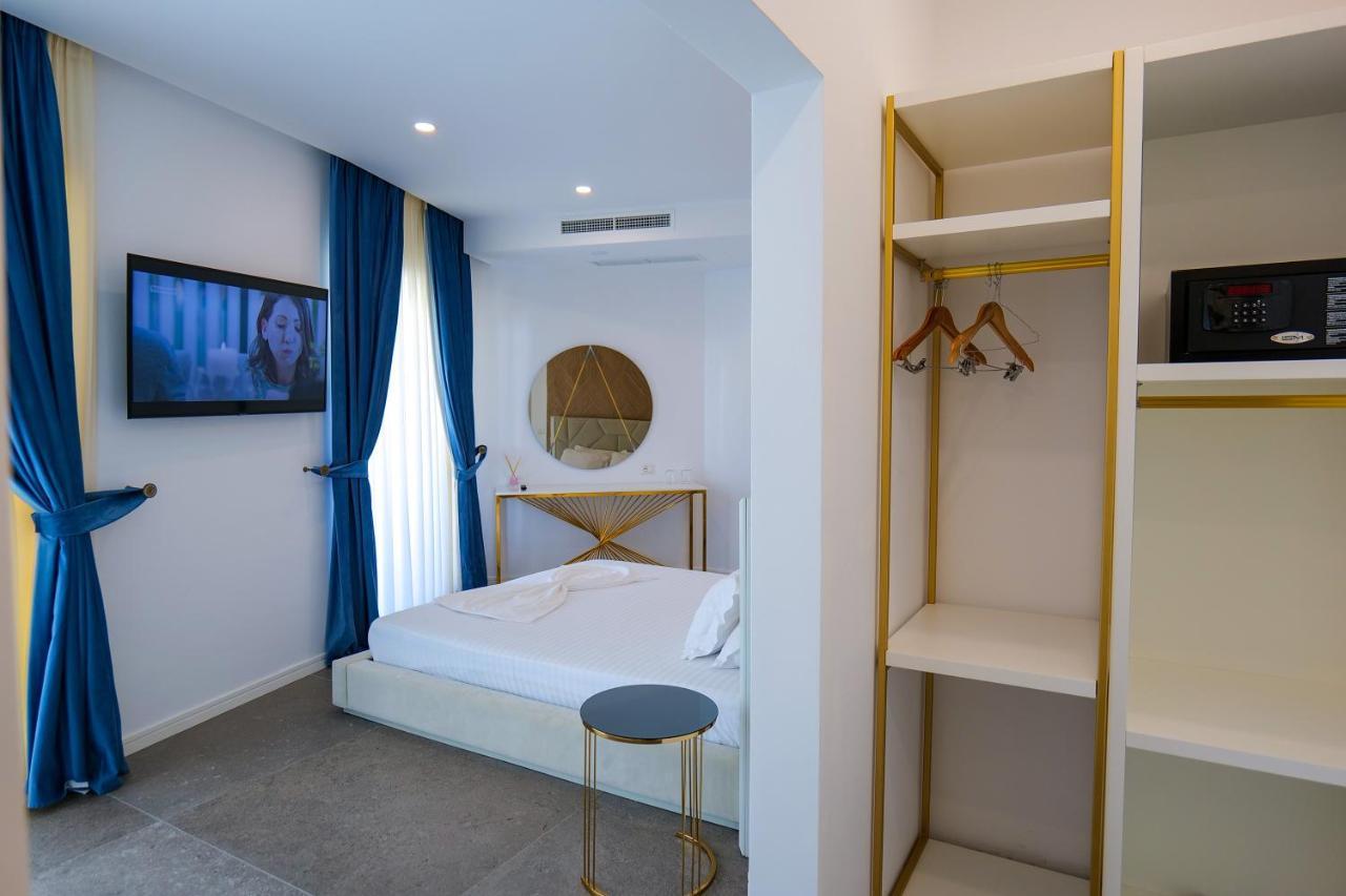 Blue Boutique Hotel Dhërmi Buitenkant foto