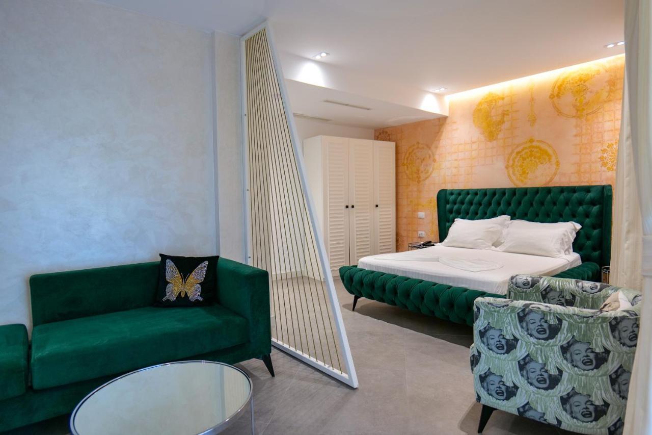 Blue Boutique Hotel Dhërmi Buitenkant foto