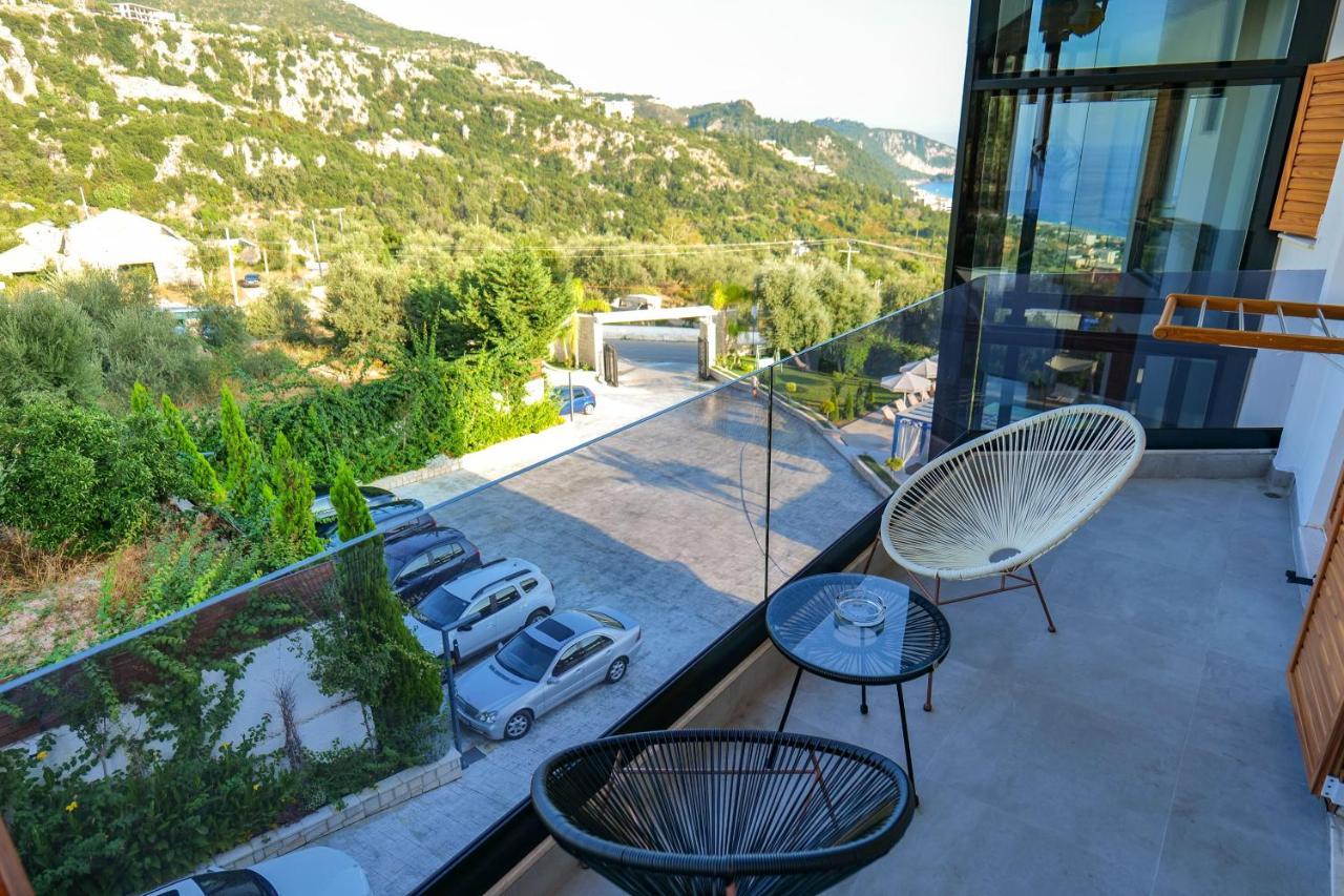 Blue Boutique Hotel Dhërmi Buitenkant foto